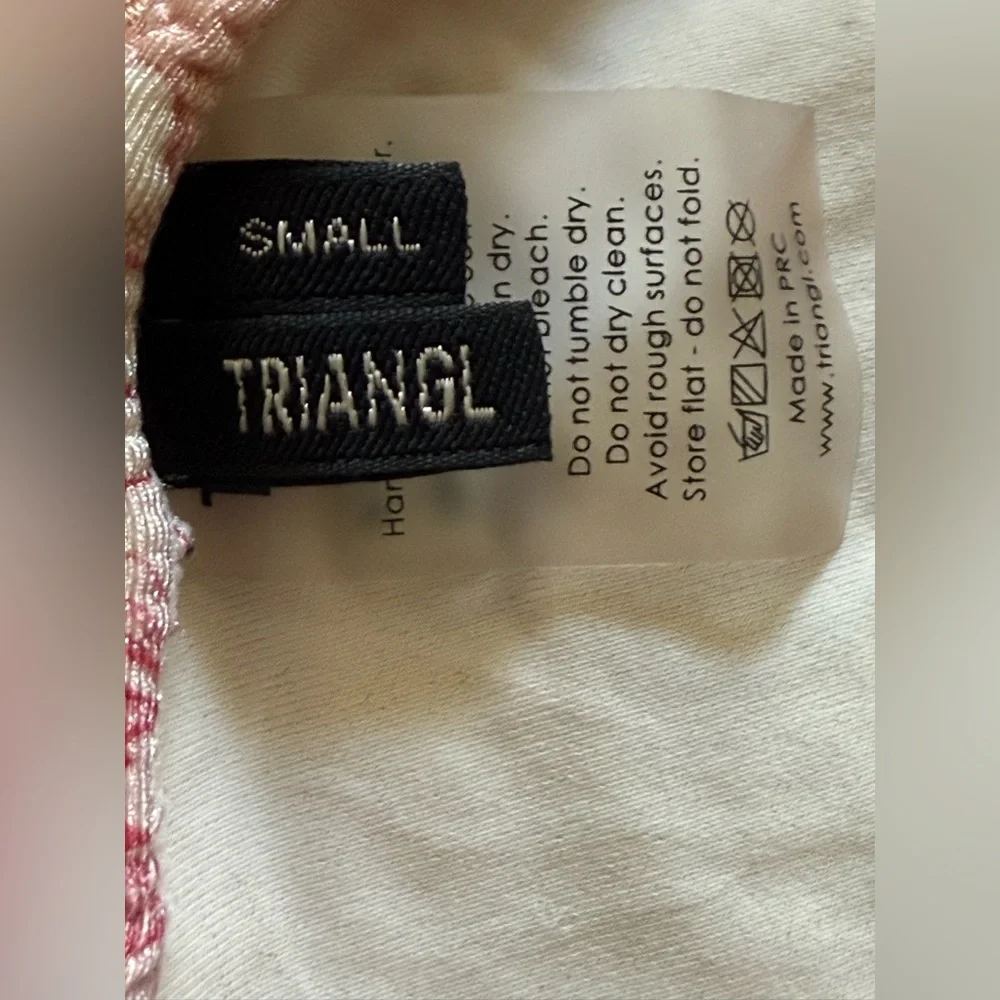 triangl swimwear Pink and White Floral Swim Top